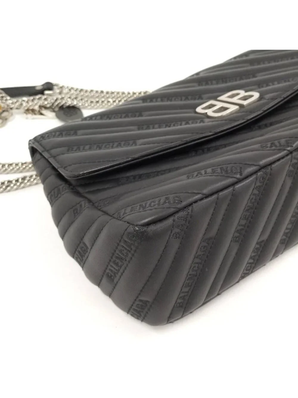 Balenciaga BB Round Chain Shoulder Bag Leather Black